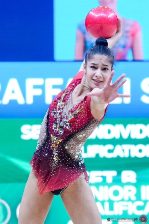 raffaeli sofia ita sfe03386 copiab simone ferraro ph